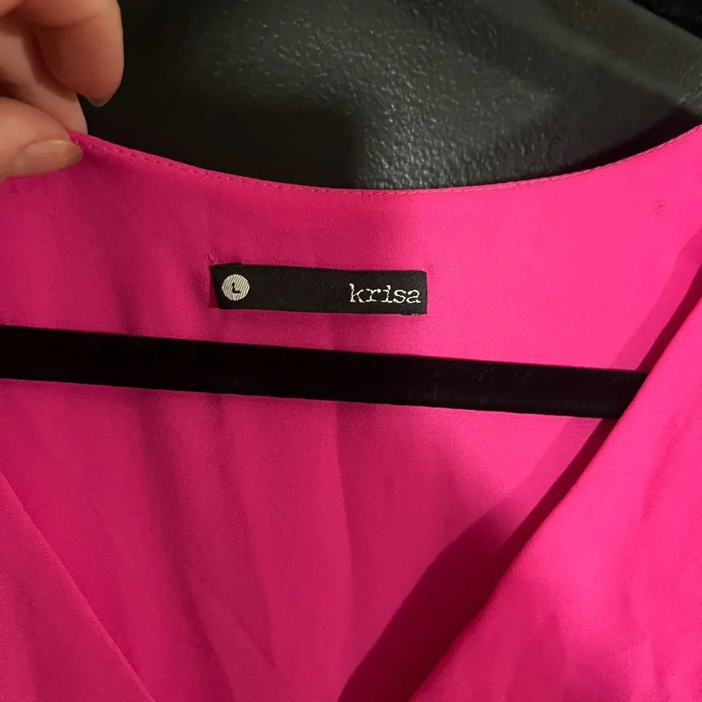 Elegant Fuchsia V-Neck Mini Dress - Picture 3 of 3